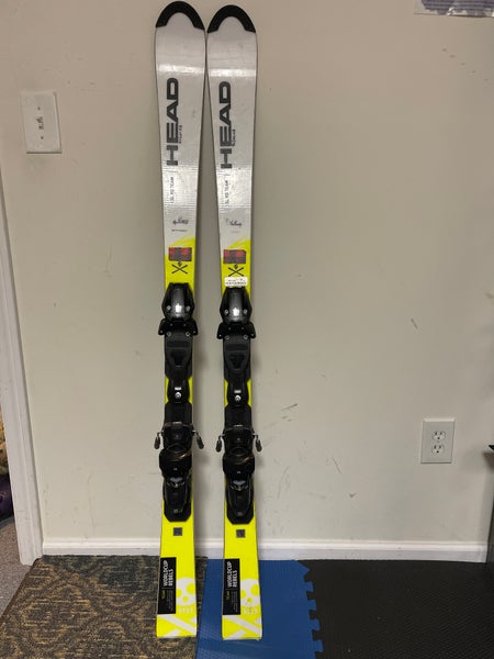 Used Kid's 2022 HEAD Racing World Cup Rebels i.SL RD Skis With Bindings Max Din 11