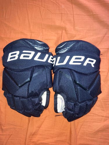 Used Black Bauer Vapor X700 12” hockey gloves