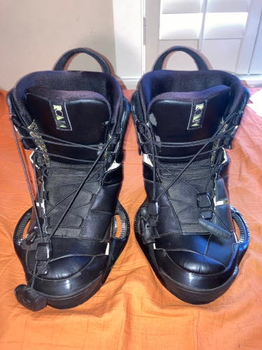 Used Ronix Wake Board bindings