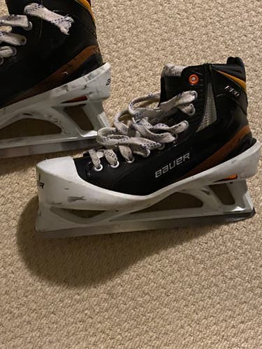 Senior Used Bauer Supreme One100 Hockey Goalie Skates Regular Width Size 10