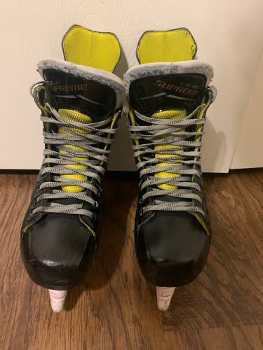 Used Bauer Regular Width  Size 9.5 Supreme S27 Hockey Skates