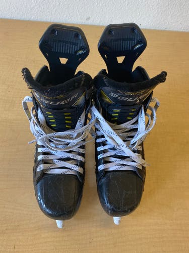Used Bauer Supreme UltraSonic Skates Size 8 Fit 2.