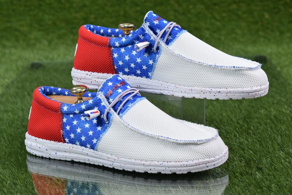 HEY DUDE WALLY SOX TRI AMERICAN PRIDE 