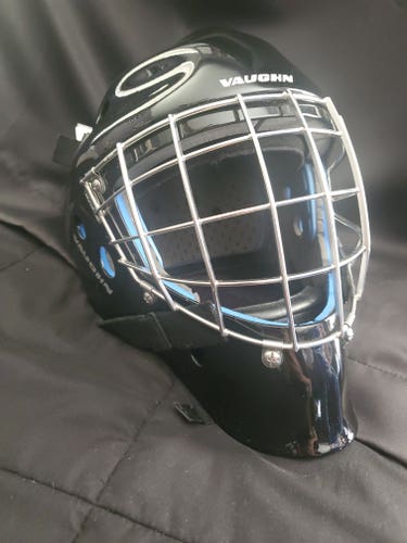 Senior Large New Vaughn VM 2300 Goalie Mask