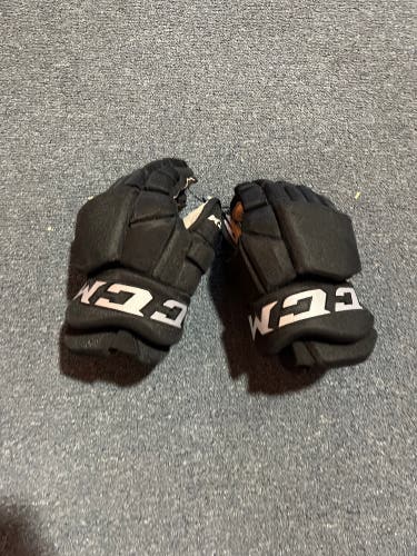 Used Black CCM HGTKPP Pro Stock Gloves Charlotte Checkers #17 14”