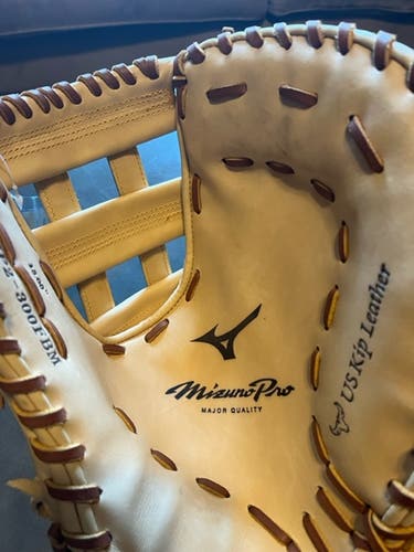NEW - Mizuno Pro First Base Glove
