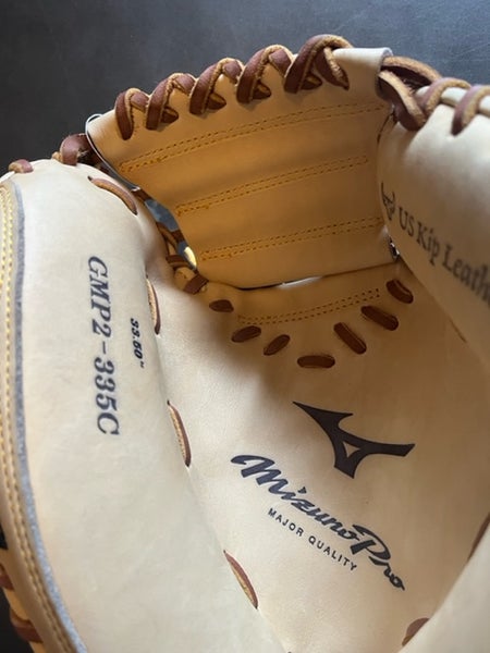 Mizuno Pro 33.5 inch GMP2-335C Baseball Catcher's Mitt