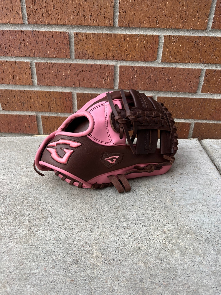 Goin Yard   Infield 11.5" Pro series Baseball Glove