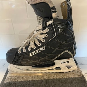 Used Bauer Regular Width  Size 8 Nexus 1000 Hockey Skates