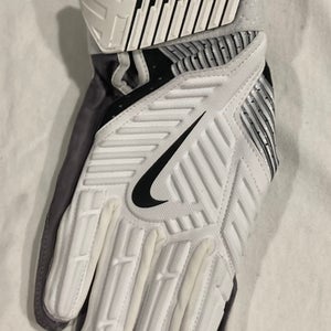 White New XXL Nike D-Tack 5.0 Gloves