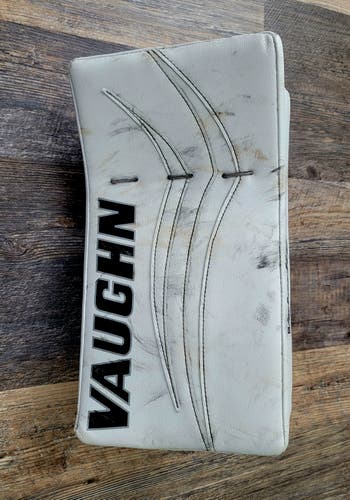 Used Vaughn Velocity V6 1000 Pro Blocker Senior