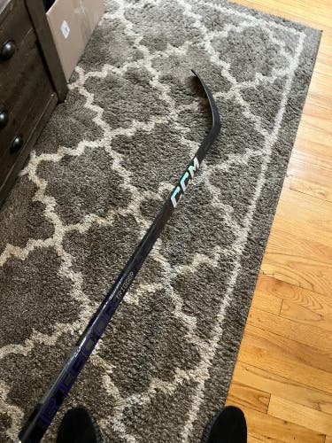Intermediate Right Handed P28  RibCor Trigger 7 Pro Hockey Stick