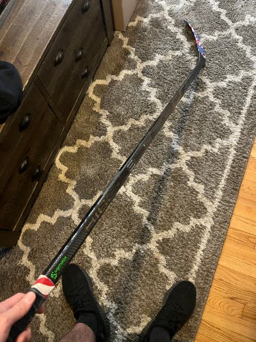 Intermediate Right Handed P90TM  Trigger 6 Hockey Stick