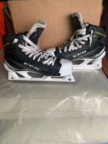 Used CCM   Size 9 Tacks Hockey Goalie Skates