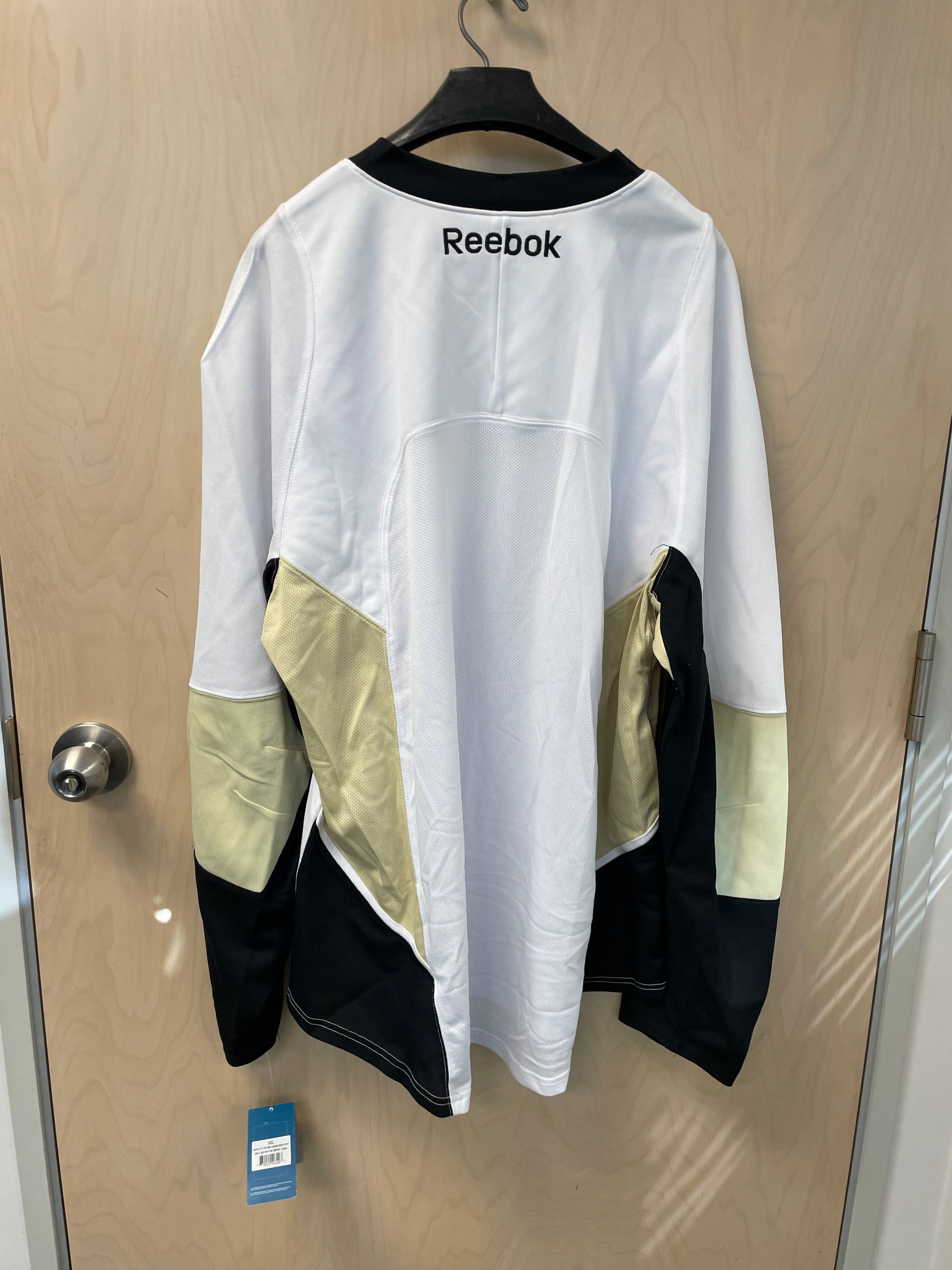 New White Reebok Flyers Game Jersey, Senior XL, E151