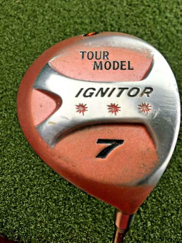 Tour Model Ignitor 7 Wood / RH ~40" / Regular Graphite / Nice Grip / gw2659