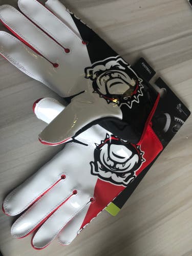 Team Issued Georgia Bulldogs Extra Large Football Vapor Jet Gloves