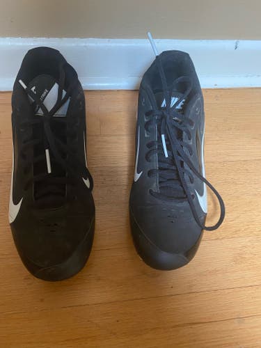 Black Used Women's Size 8 Nike Low Top