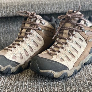 Waterproof Oboz Women's Sawtooth II Mid Hiking Boots - Size 8