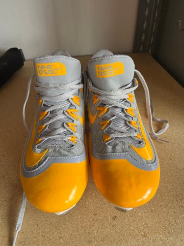 Yellow Men's Metal Low Top