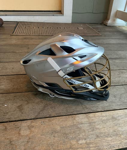 FOR TRADE - Cascade S Helmet DONT BUY UNLESS YOU ARE TRADER.