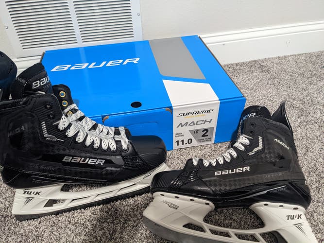 Senior New Bauer Supreme Mach Hockey Skates Size 11.0 Fit 2 w/ TI Steel