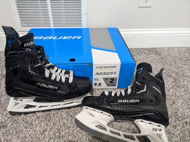 Senior New Bauer Supreme Mach Hockey Skates Size 9.5 Fit 2 w/ TI Steel