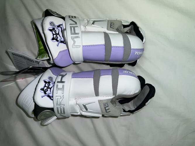 New Goalie Maverik 13" M5 Lacrosse Gloves