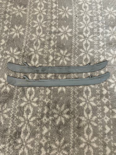 Lightly Used Bauer LS Pulse Ti 254 mm