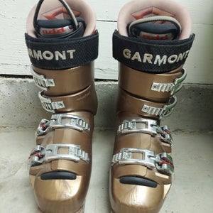 Used Garmont Telemark Ski Boots Medium Flex 24
