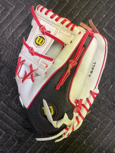 ¡ Wilson Infield 11" A200 Baseball Glove