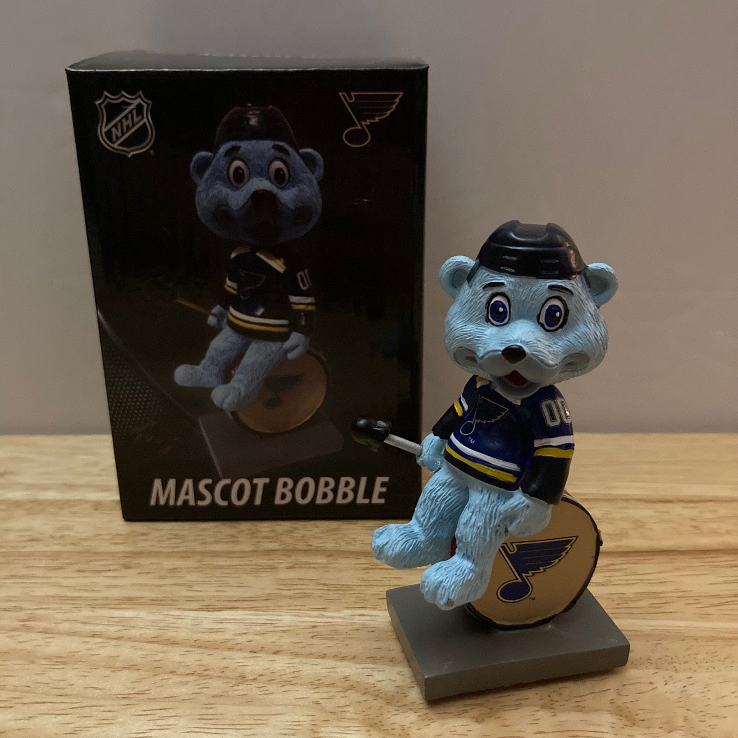 Louie the St. Louis Blues Mascot 2017 NHL Winter Classic Bobblehead 