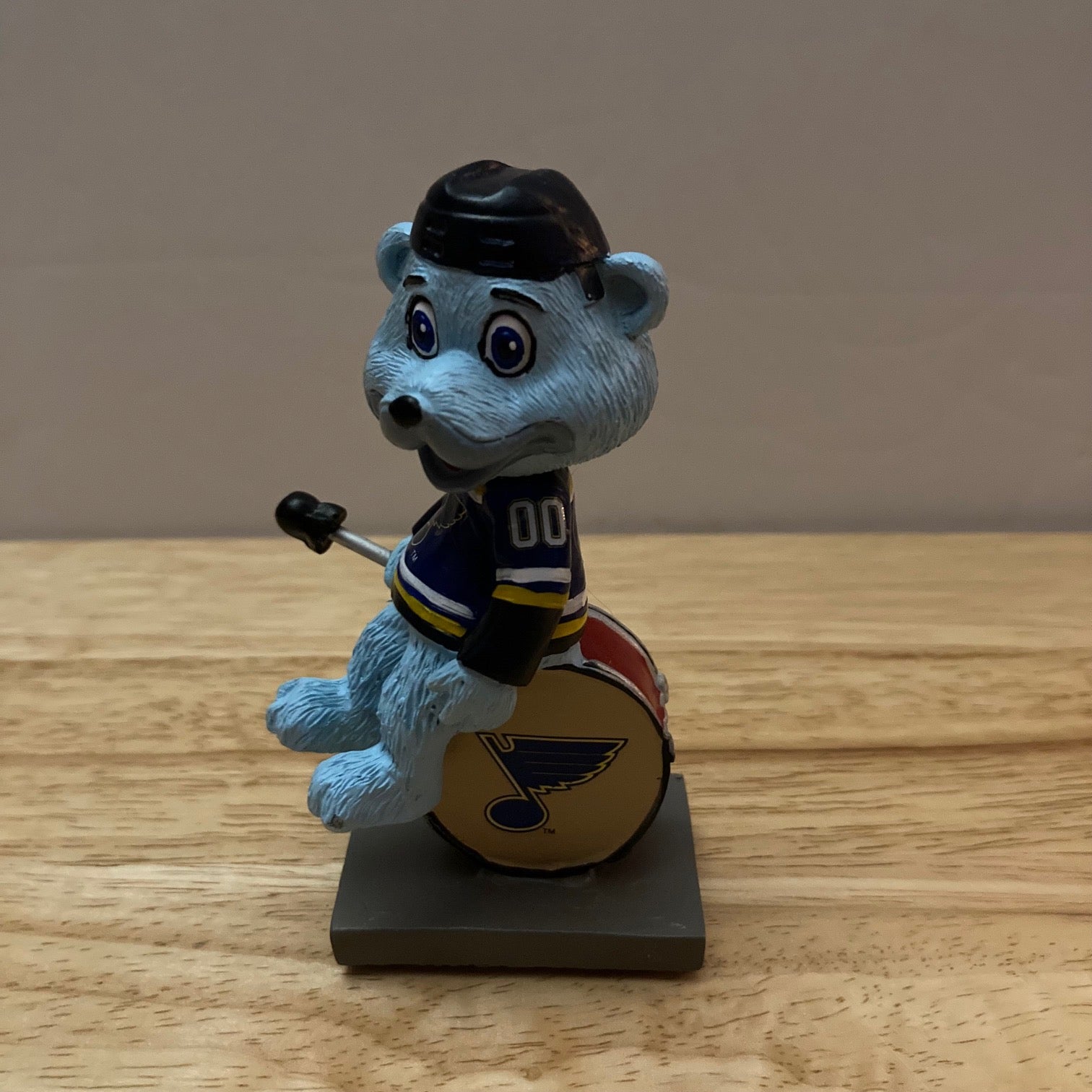 St. Louis Blues Louie Pen/Toothbrush Holder Bobblehead - Collectible  Bobbleheads by Kollectico