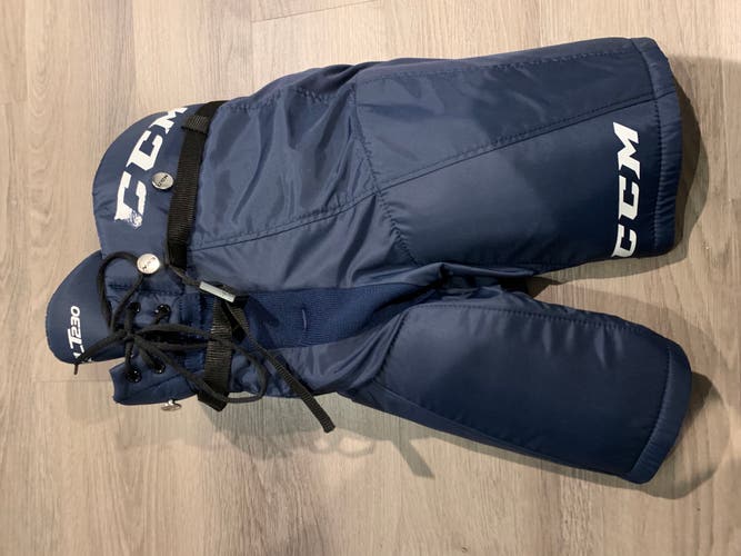 Junior Used Small CCM QLT 230 Hockey Pants