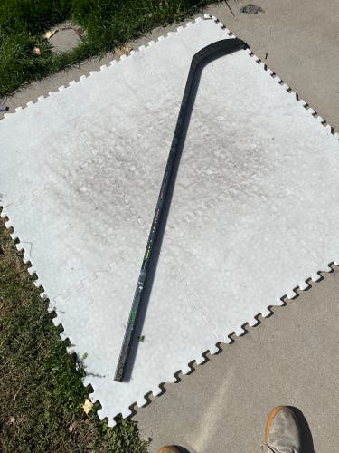 Senior Left Hand P29  Trigger 6 Pro Hockey Stick