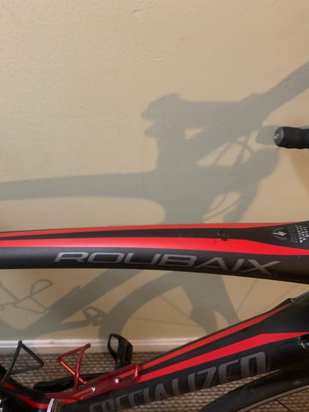 Used 2014 Specialized Roubaix Road Bike 58cm