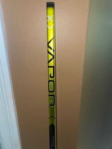 Senior Right Handed P92 Pro Stock Vapor Hyperlite Hockey Stick