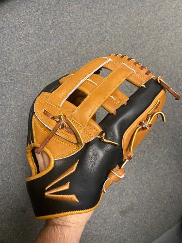 Outfield 12" Professional Series Baseball Glove