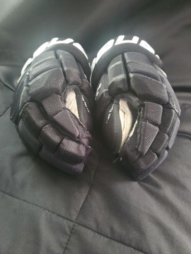 Used Senior Bauer Supreme One.8 Gloves 13"