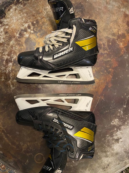 Senior Bauer Regular Width Size 9.5 Supreme UltraSonic Hockey Goalie Skates