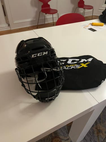 New Medium CCM Super Tacks X Helmet