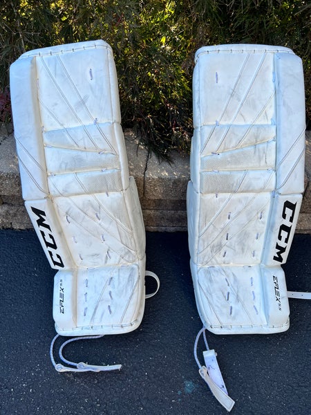 26" CCM Goalie Leg Pads