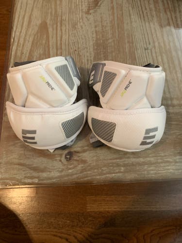New White Extra Large Epoch Integra Elite Arm Pads