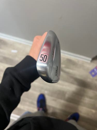 Men's Right Handed Stiff Flex Graphite Shaft T100 Wedge