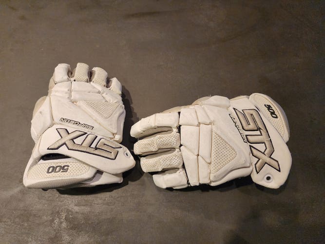 Used Player's STX Surgeon 500 Lacrosse Gloves 10"