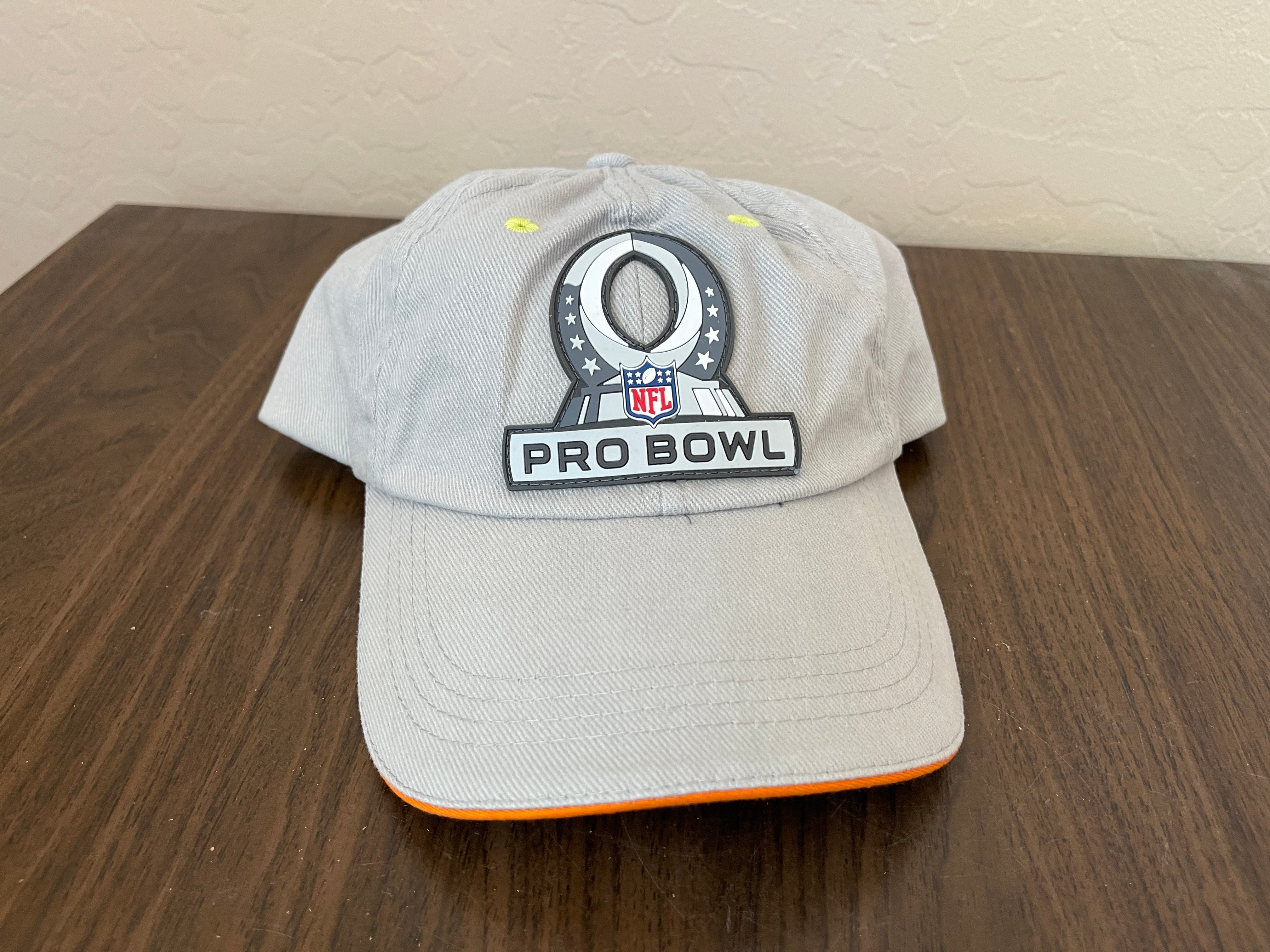 Super Bowl XLIX NFL FOOTBALL GLENDALE, ARIZONA Yellow Adjustable Strap Cap  Hat!