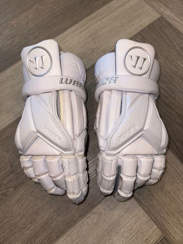 Warrior Evo Pro Lacrosse Gloves 12” (medium)