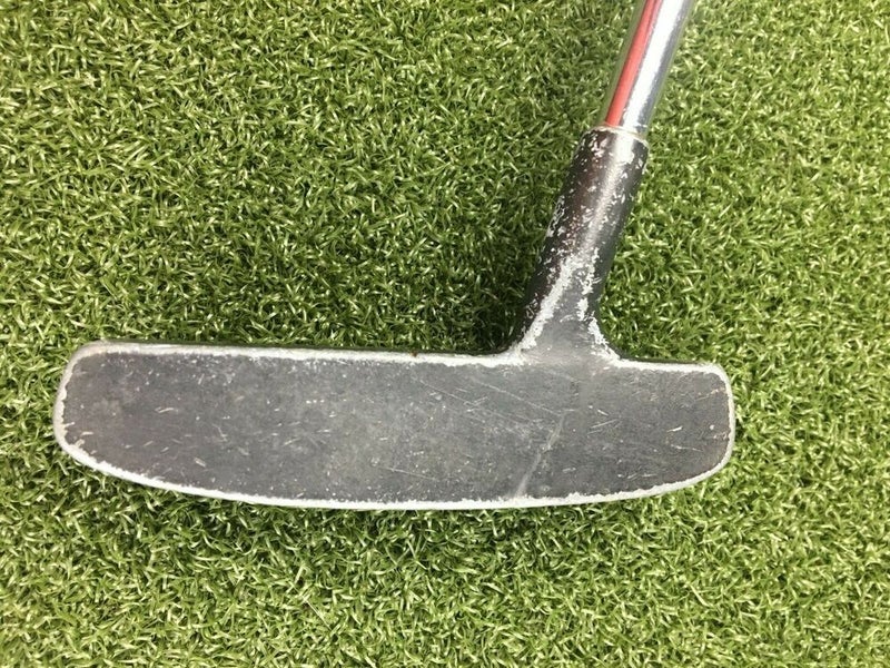True Putt Blade Putter / RH / ~35" Steel / Nice Grip / Fair Condition / gw5770