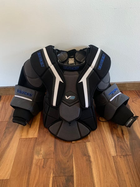 Used Large Vaughn Velocity V9 Goalie Chest Protector