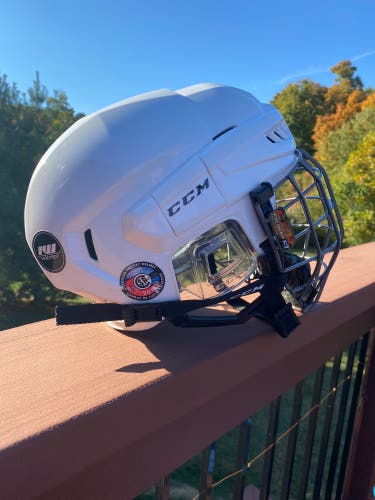 Small CCM FL500 Helmet